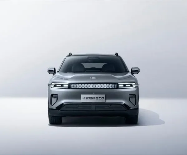 Changan Qiyuan E07 Pure Electric Four-Wheel Drive New Energy Vehicle Car – Wholesale Price From China | CHINESE CAR IN EUROPE