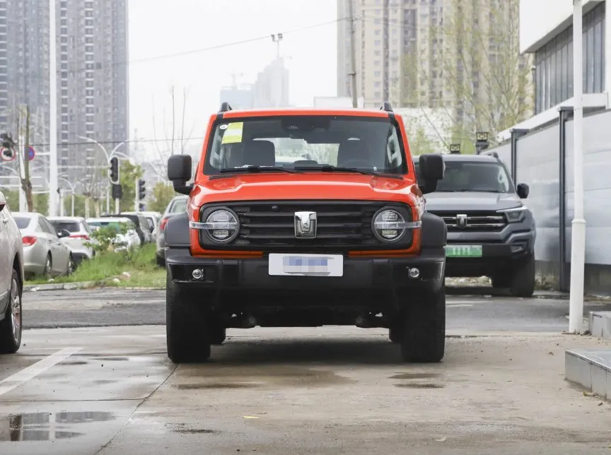 imgi_86_Gwm-Tank-300-Hev-Compact-SUV-Four-Wheel-Drive-off-Road-V Gwm Tank 300 Hev Compact SUV Four-Wheel Drive off-Road Vehicle – Ships Worldwide From China | CHINESE CAR IN EUROPE - Image 1