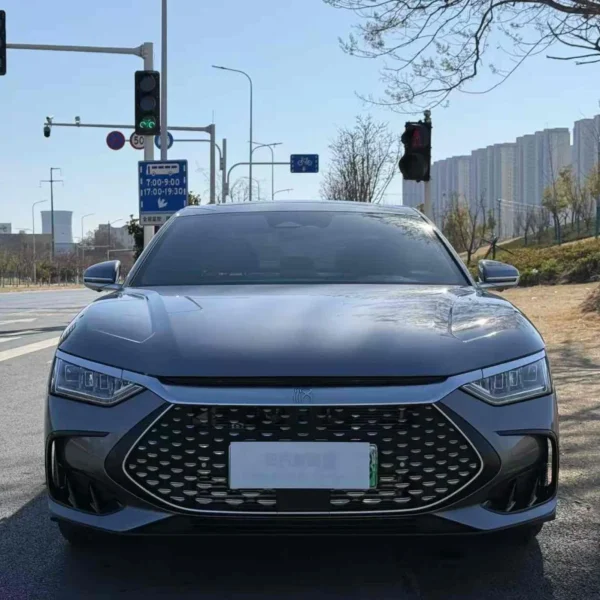 2026 Byd Han Dm-I Glory 121km Luxury 1.5t E-CVT Phev Long Range Plug-in Hybrid Sedan – Wholesale Price From China | CHINESE CAR IN EUROPE