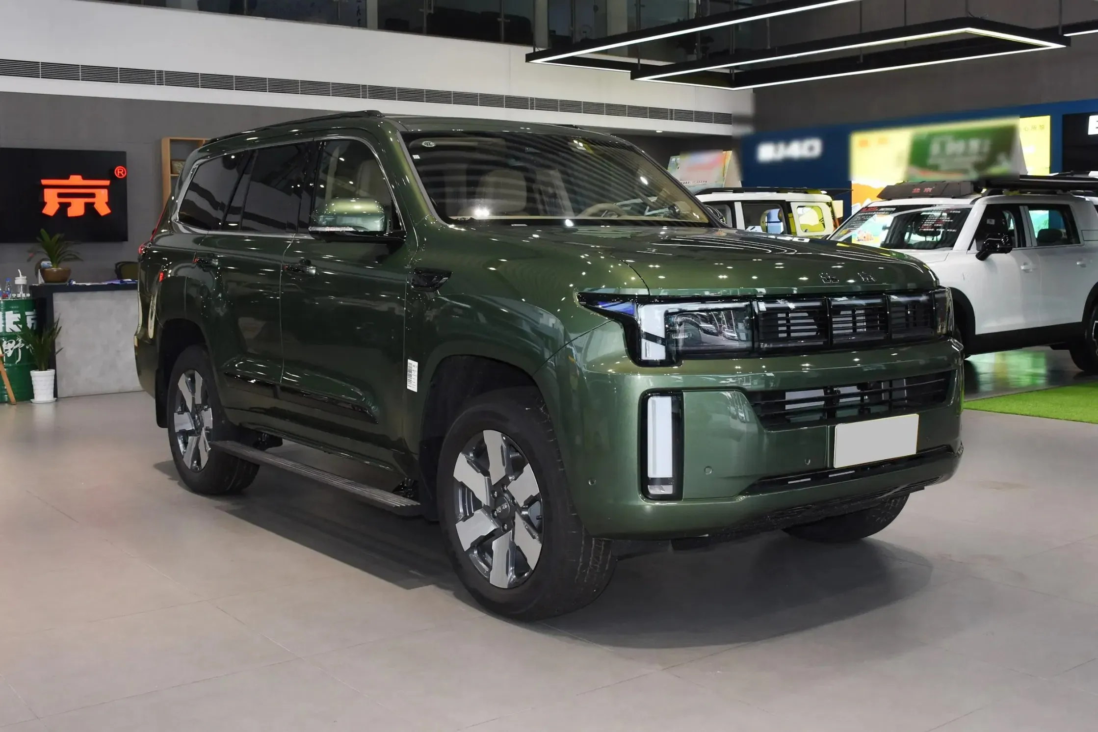 imgi_90_High-Quality-Baic-Bei-Jing-Bj60-Thunder-2024-4WD-5-Seats-Intelligent-Ran Baic Bj60 Thunder 2026 4WD 5 Seats Intelligent Range Extended Electric Vehicle Awd Medium-Large SUV – In Stock in China | CHINESE CAR IN EUROPE - Image 1