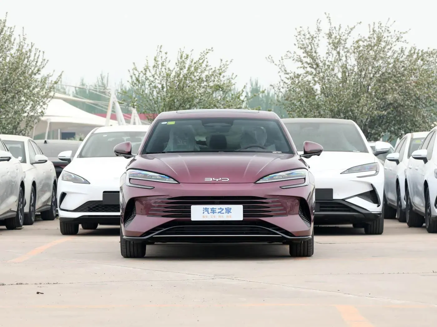 imgi_91_New-Phev-Byd-Seal-07-Dm-I-Sedan-Vehicle-Plug-in-Hybrid-125km 2026 Byd Seal07 Dm-I High-Efficiency New Energy Hybrid Auto Car – Wholesale Price From China | CHINESE CAR IN EUROPE - Image 1